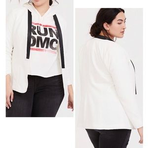 Torrid FAUX LEATHER TRIMMED TUXEDO BLAZER 4